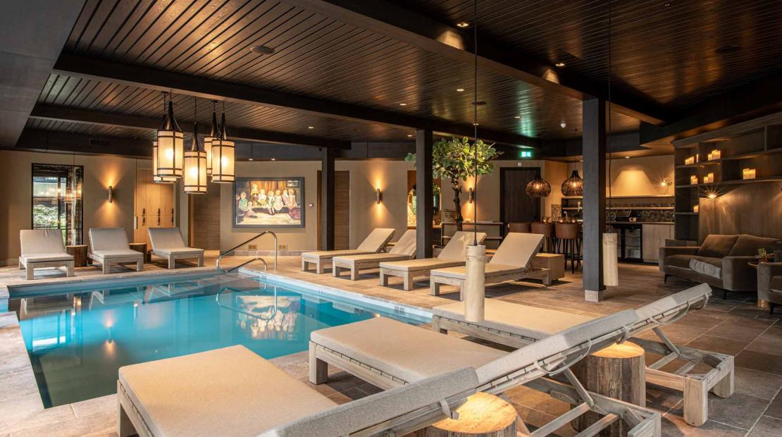 Wellness binnen- buitenbad Van der Valk Apeldoorn